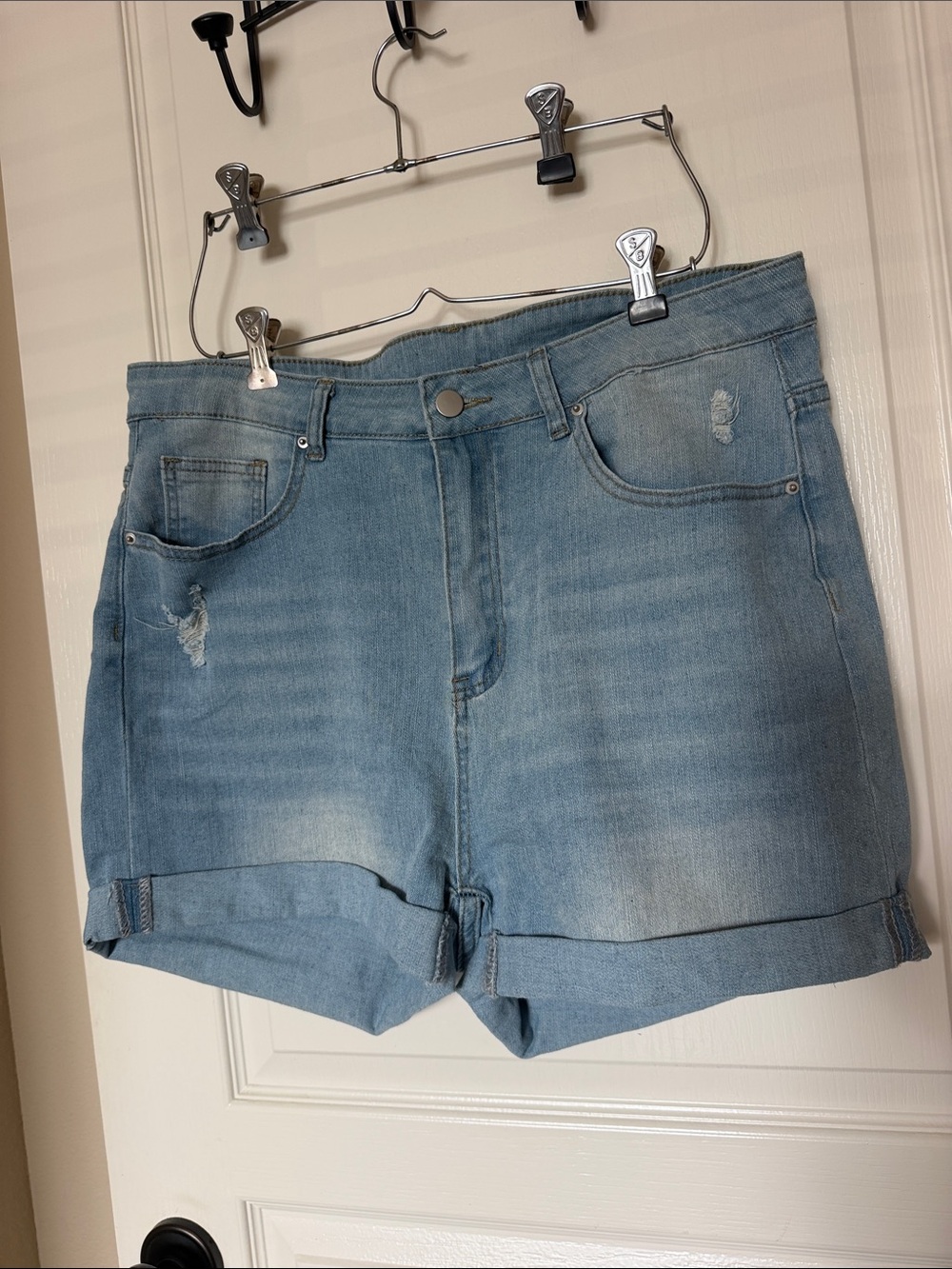 SHEIN Light Blue Rolled Hem Denim Shorts